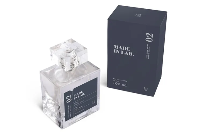 Nước hoa nam Made in Lab 02 là dòng nước hoa đến từ Ba Lan, mang hương thơm tươi mát, sảng khoái và nam tính.